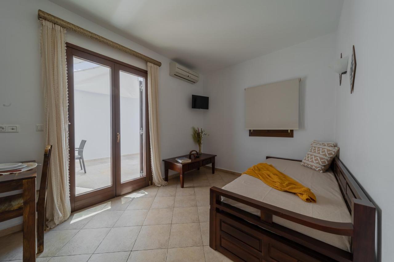 Anemomilos Beach Hotel Айя-Анна Экстерьер фото